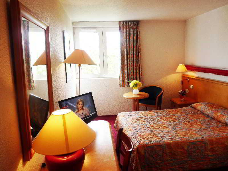 Euro Hotel Paris Creteil Ngoại thất bức ảnh